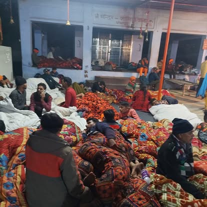 कांवड़ियों के लिए विश्राम शिविर और बिस्तर व्यवस्था